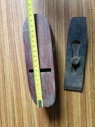 Cepillo carpintero antiguo