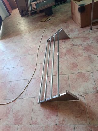 Estantería acero inoxidable
BAJO CAMPANA