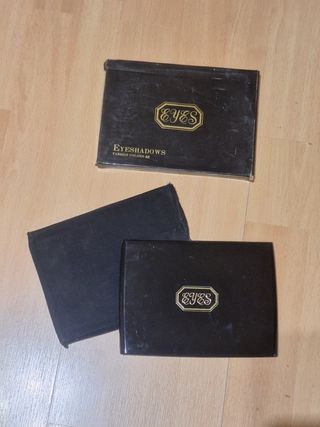 Estuche con sombras de ojos de 48 colores
