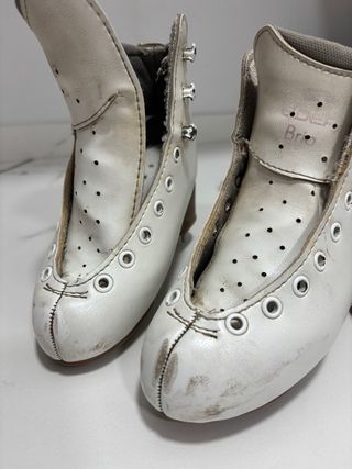 Scarponi da pattinaggio a rotelle