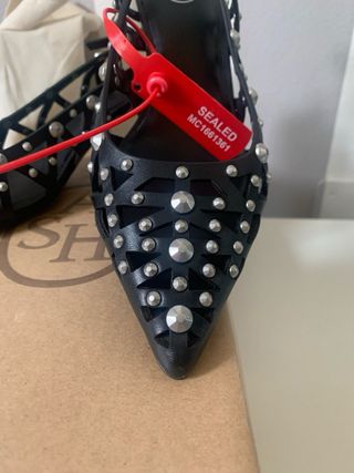 Slingback ASH neri, vera pelle traforata n. 37