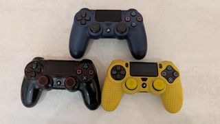 PS4 + 3 mandos y 9 juegos