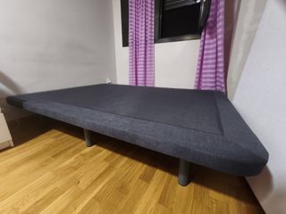 Base tapizada gris 135x190 - 7 patas