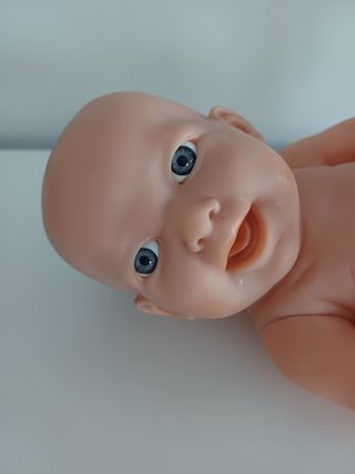 Muñeco bebé realista