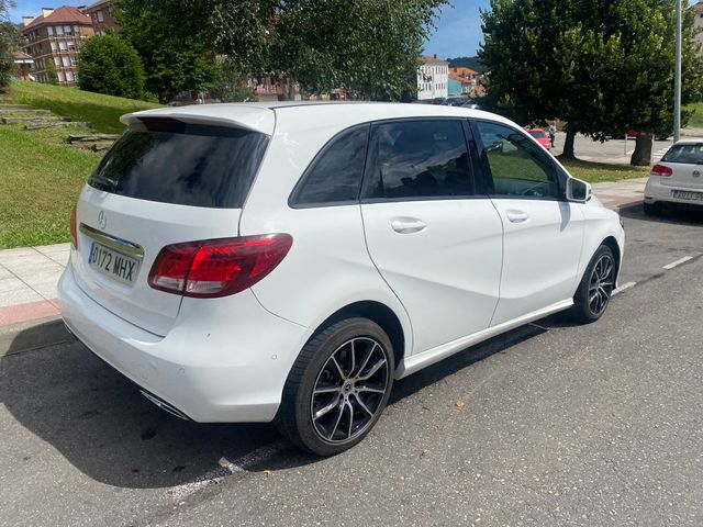 Mercedes-Benz Clase B 220d 177cv SPORT AUTOMATICO 
