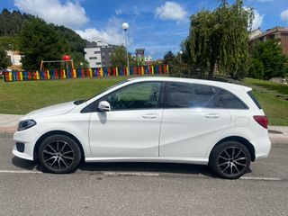 Mercedes-Benz Clase B 220d 177cv SPORT AUTOMATICO 