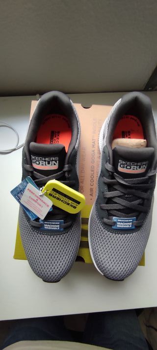 Zapatillas Skechers GoRun Gris - 42