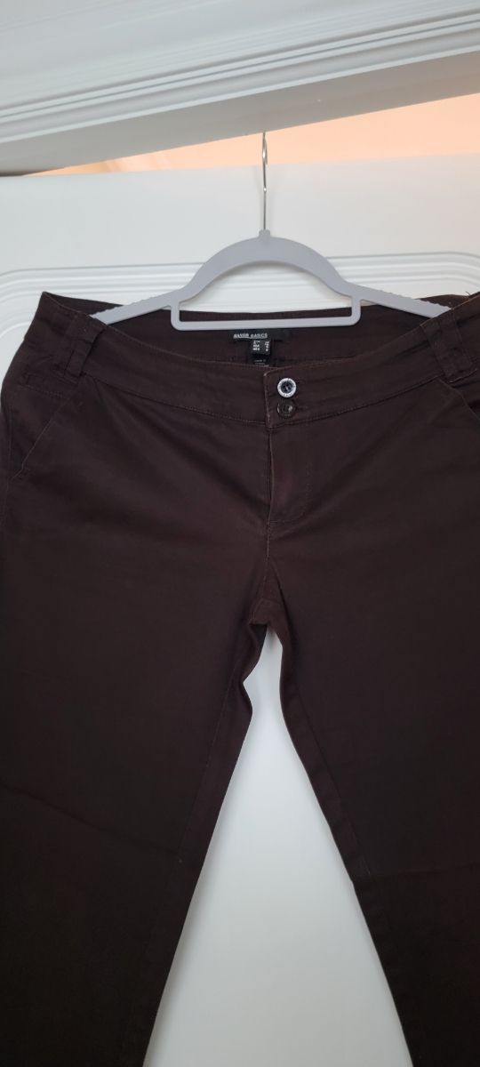 Pantalones Mango marrón
