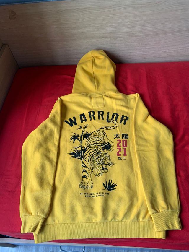Sudadera Bershka amarilla talla S