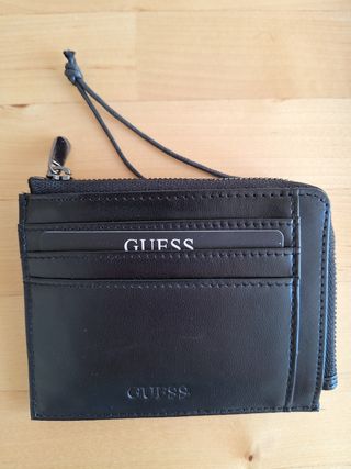 Tarjetero Guess