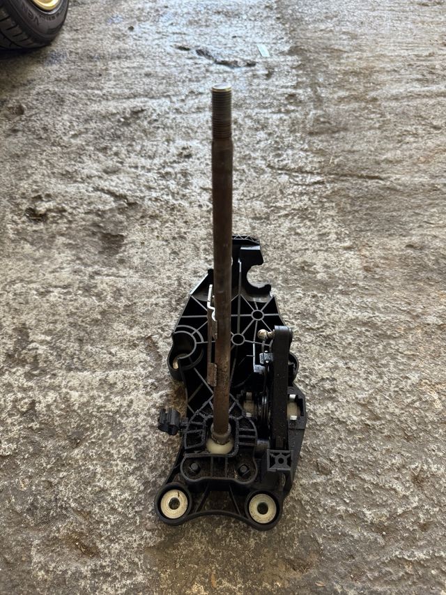 Palanca cambios Ford Fiesta ST150