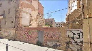 Terreno en venta en Instituts - Universitat en Lleida