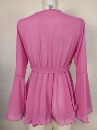 Blusa rosa manica a campana