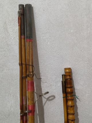Zurrón pesca vintage más 2 cañas 