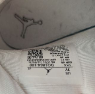 Zapatillas Nike Jordan 1 Mid blancas 40