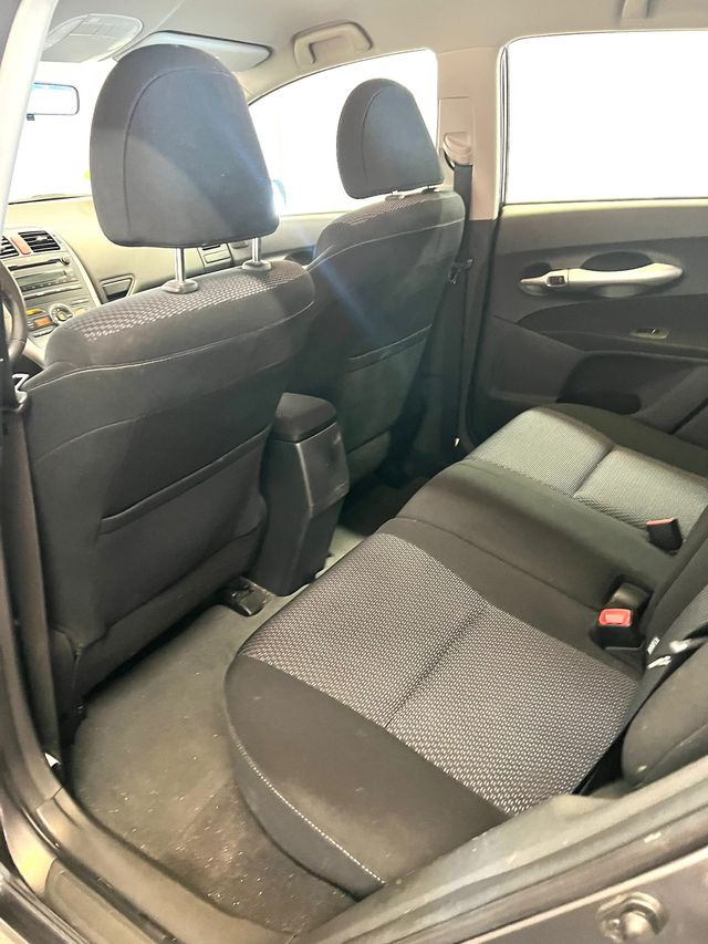Toyota Auris 2011