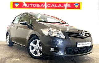 Toyota Auris 2011