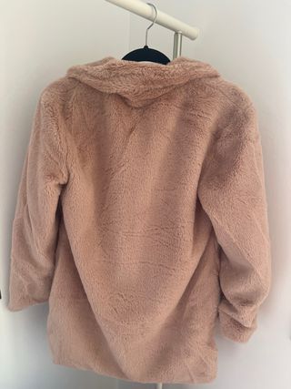 Abrigo peluche beige