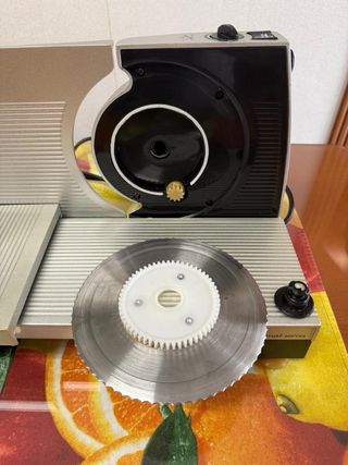 Cortador fiambre profesional