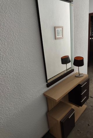 Recibidor con espejo nuevo todo incluido - Madera