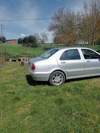 Lancia Lybra 2004