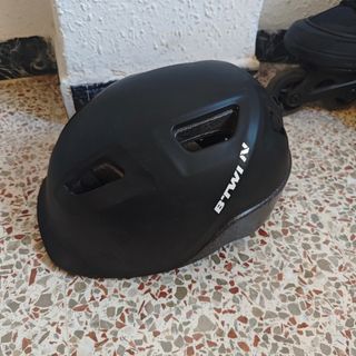 Patines Oxelo talla 45 + equip. seguridad