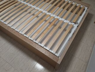 Cama Malm IKEA + 2 mesillas