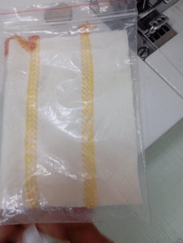 Máquina recubridora o collaretera 3-5 hilos