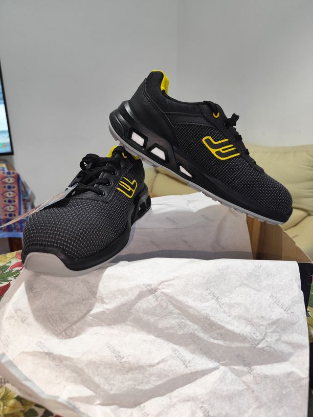 Zapatos seguridad Jallatte S3. Precio en tienda 12