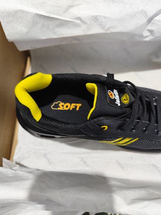 Zapatos seguridad Jallatte S3. Precio en tienda 12