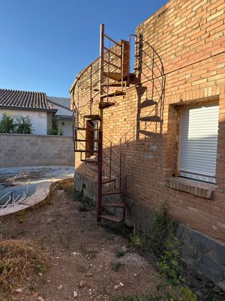 Escalera caracol hierro 