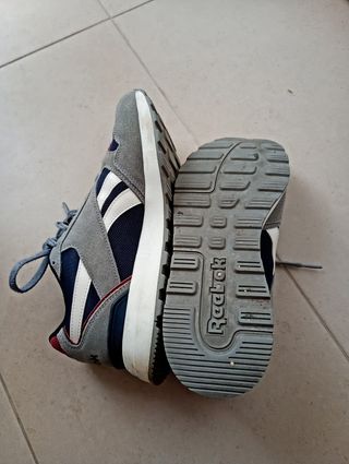 Zapatillas Reebok Classic talla 40