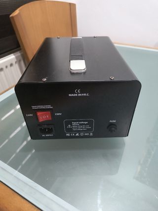 Transformador Voltaje 220V-110V LVYUAN