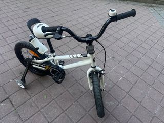 Bicicleta RoyalBaby 16" 