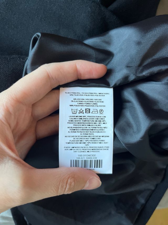 Vestido negro tipo traje