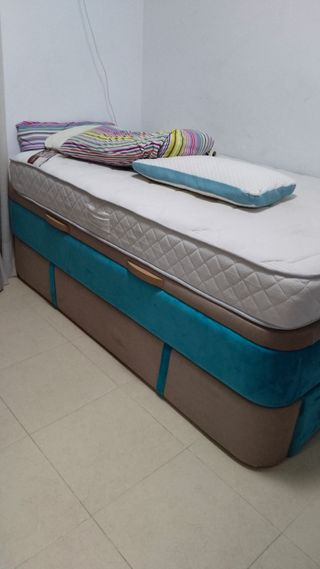 Cama nido infantil beige y turquesa
