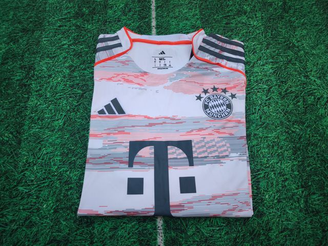 Bayern Munich 2025 L
