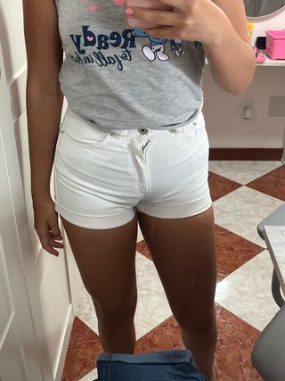 Shorts vaqueros blancos Lefties
