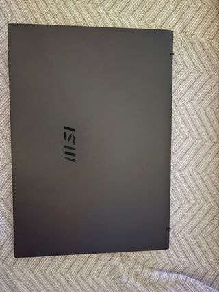 Portátil MSI 1Tb - Negro