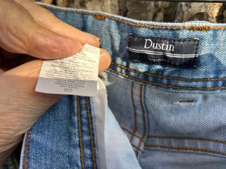 3 pantalones: azul, verde, gris
