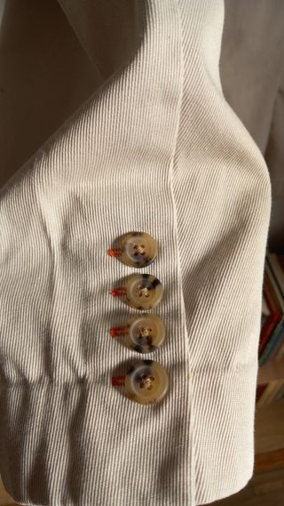 Chaqueta Purificación García beige