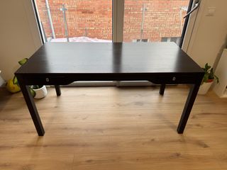 Mesa escritorio madera oscura