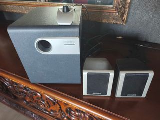 Altavoces Philips 2.1