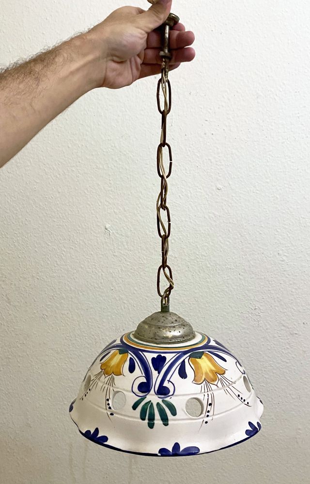 Lampara antigua de porcelana