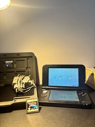 Nintendo 3DS XL rossa - Pokémon Diamante