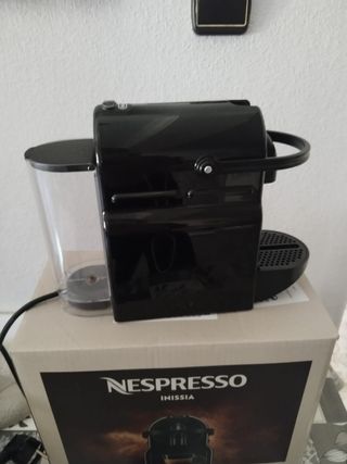 Cafetera Nespresso Inissia