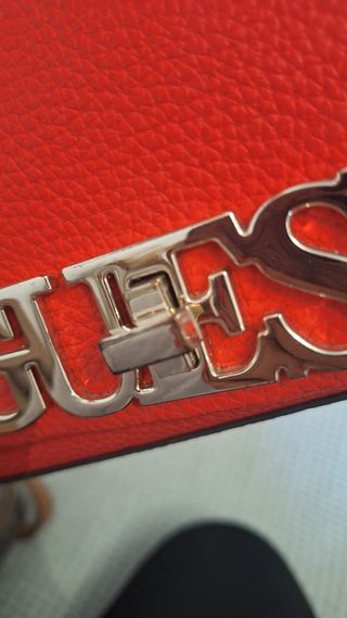 Bolso Guess rojo