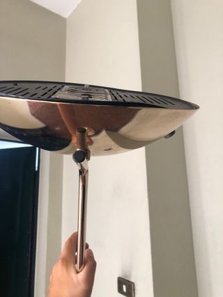 Lámpara dorada alta - Metal