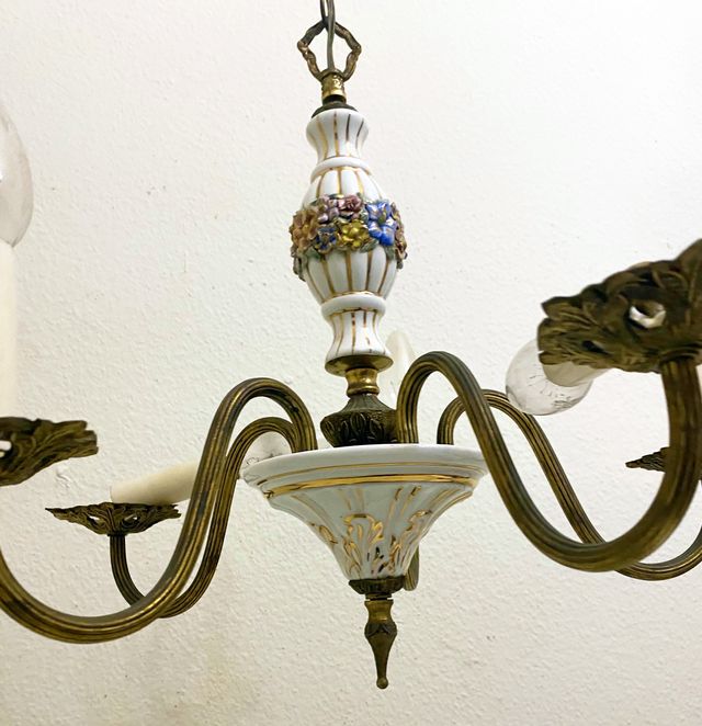 Lampara antigua porcelana-metal dorada