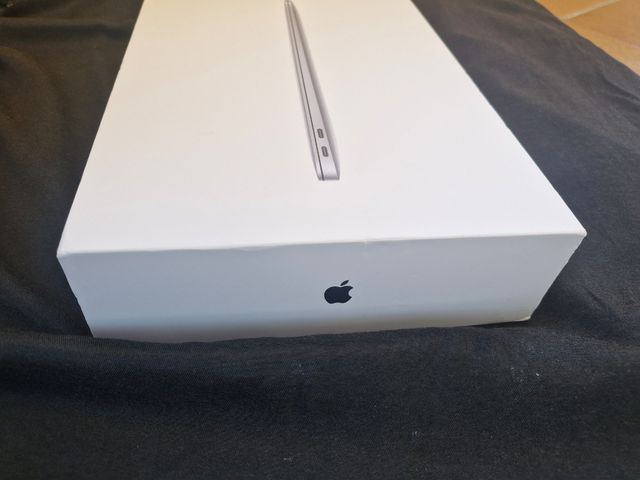 Caja de MacBook Air